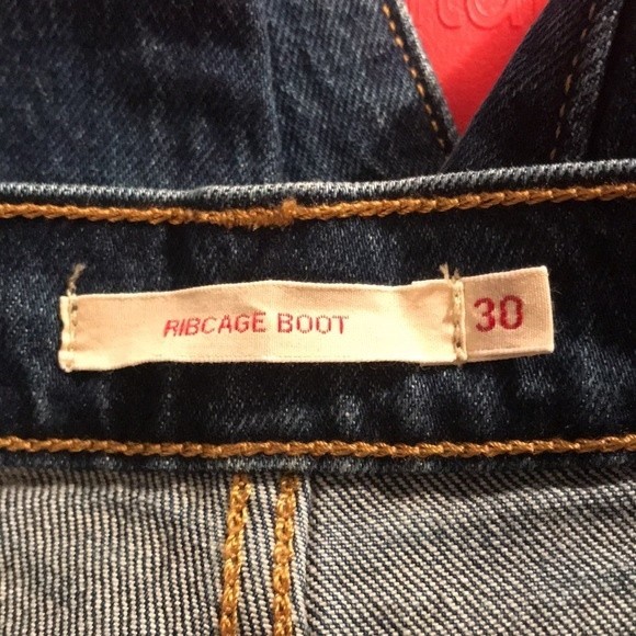 Levi Strauss Blue Jeans - Boot Cut - 30/33 - Picture 6 of 8